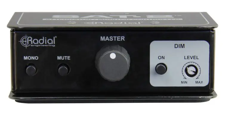 sat2-front-panel-768x400.webp