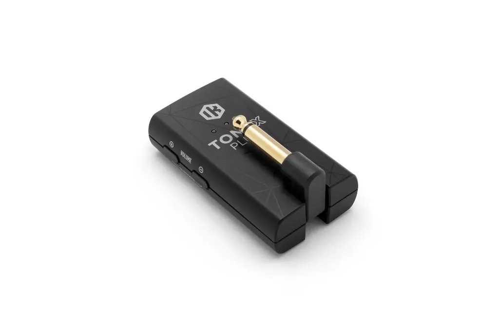 04_TONEX_Plug_MG_8888_r.webp