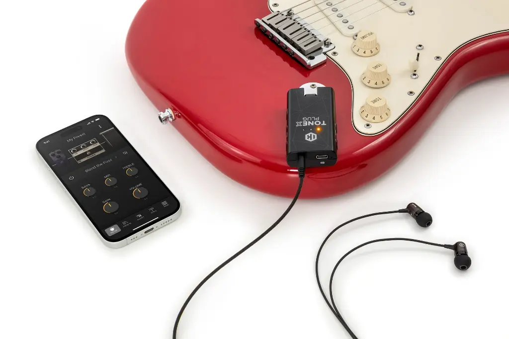 07_TONEX_Plug_MG_8388_r.webp