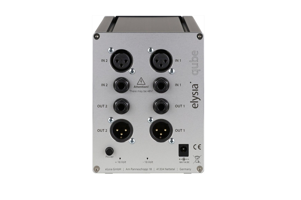 qube_rear_3.webp