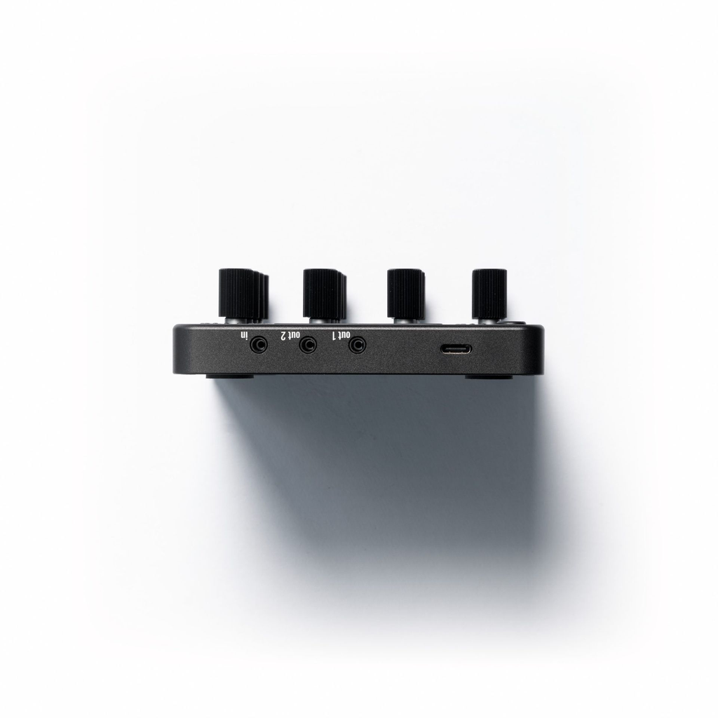 E16-_-MASTER-FILE_3k_0003_SIDE-1-scaled.webp