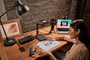 rode-rodecaster-core-illustrator-sreaming-8192x5464-rgb_q034-y0.webp
