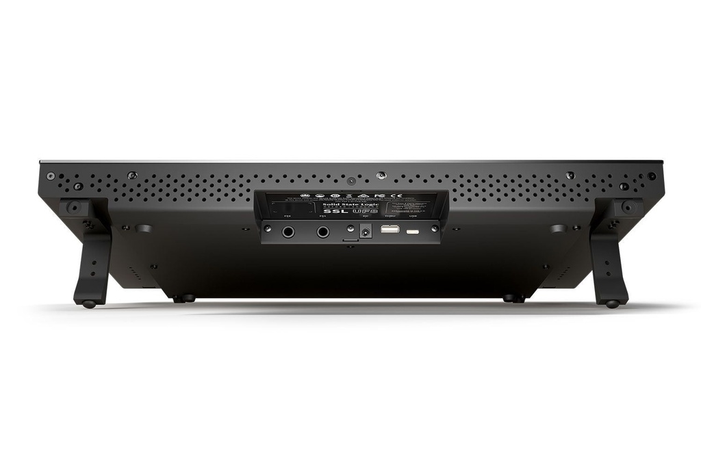 SSL UF8 hátulról